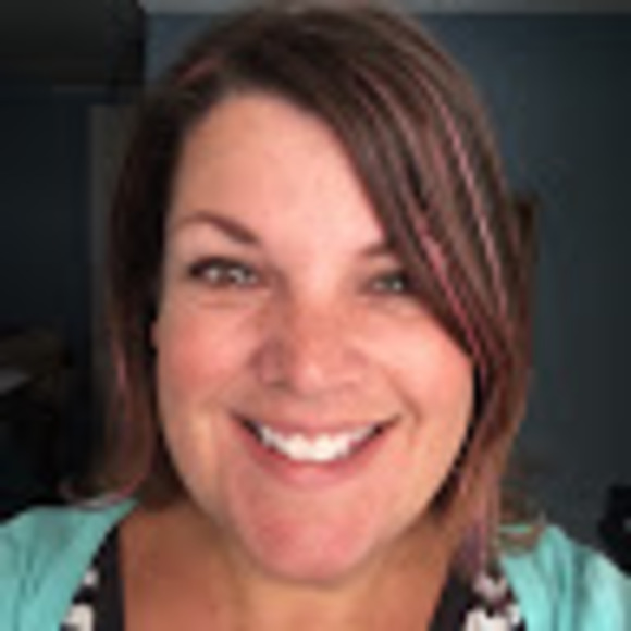 Meet your Posher, Lisa - Picture 1 of 1